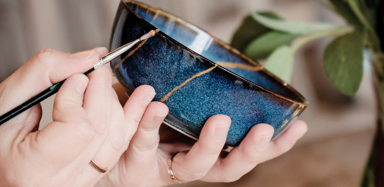 Kintsugi©Trauerkompass, Sabine Thelen 768x375